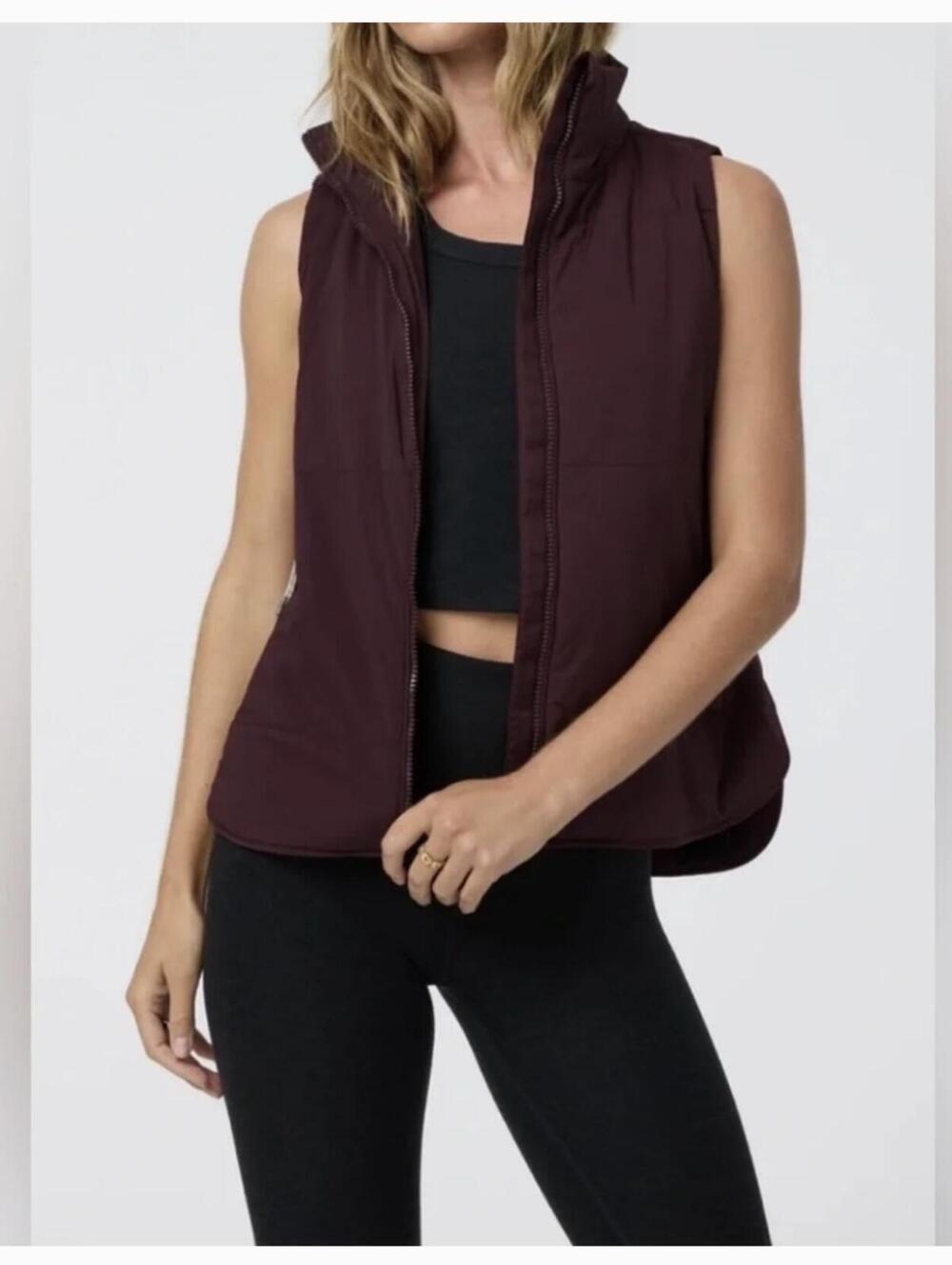 Vuori Canyon Insulated Vest in a Dark Berry Size S Primaloft